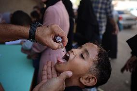 Polio vaccination in Gaza, Palestine