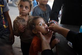 Polio vaccination in Gaza, Palestine