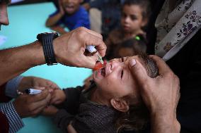 Polio vaccination in Gaza, Palestine