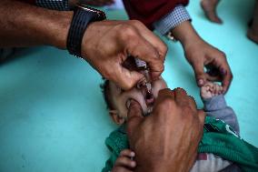 Polio vaccination in Gaza, Palestine