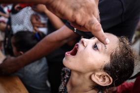 Polio vaccination in Gaza, Palestine