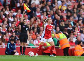 Arsenal v Chelsea - Barclays Women's Super League