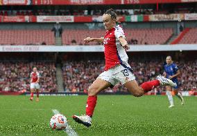 Arsenal v Chelsea - Barclays Women's Super League