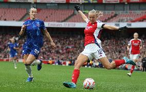 Arsenal v Chelsea - Barclays Women's Super League