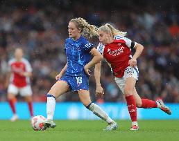 Arsenal v Chelsea - Barclays Women's Super League