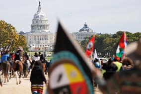 Indigenous Demonstrators Arrive To DC On Horseback