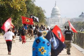 Indigenous Demonstrators Arrive To DC On Horseback