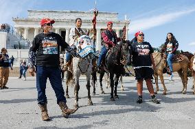 Indigenous Demonstrators Arrive To DC On Horseback