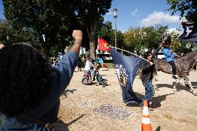 Indigenous Demonstrators Arrive To DC On Horseback