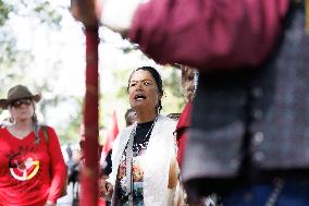 Indigenous Demonstrators Arrive To DC On Horseback