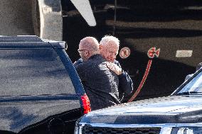 Governor Tim Walz Lands In Green Bay, Wisconsin.