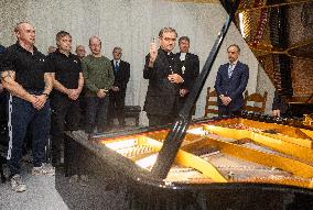 Estonia donates piano to newly restored Notre Dame cathedral