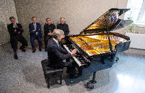 Estonia donates piano to newly restored Notre Dame cathedral