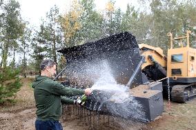 Ukrposhta gives mine clearance vehicle to Chernihiv region rescuers