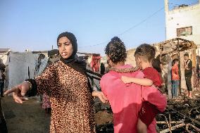 Aftermath of Israeli Strike on Displaced Civilians - Gaza