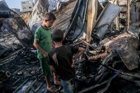 Aftermath of Israeli Strike on Displaced Civilians - Gaza