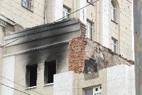 Dnipro apartment block hit by Russian missile on April 19