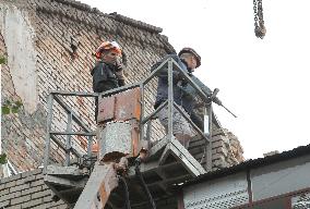 Dnipro apartment block hit by Russian missile on April 19