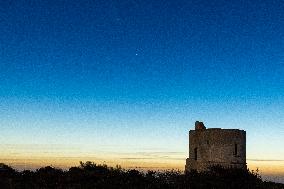 Comet Tsuchinshan-ATLAS (C/2023 A3) Appears Over Torre del Pizzo, Gallipoli, Italy