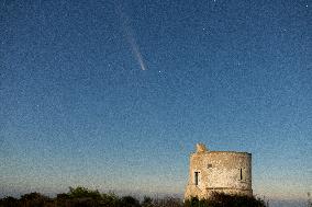 Comet Tsuchinshan-ATLAS (C/2023 A3) Appears Over Torre del Pizzo, Gallipoli, Italy