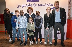 Preview of the film Je garde le sourire pour in Paris FA