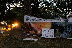 Indigenous Demonstrators Clash With Police Near U.S. Capitol