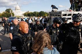 Indigenous Demonstrators Clash With Police Near U.S. Capitol