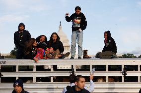 Indigenous Demonstrators Clash With Police Near U.S. Capitol