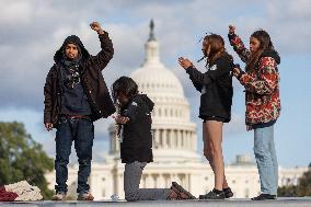 Indigenous Demonstrators Clash With Police Near U.S. Capitol