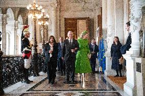 Belgium Royal Couple Visit To The Hotel De Ville - Paris