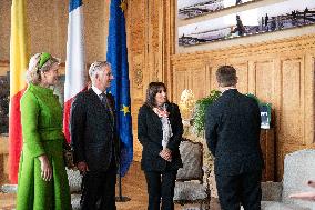 Belgium Royal Couple Visit To The Hotel De Ville - Paris