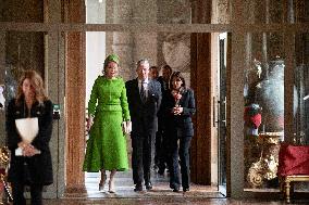 Belgium Royal Couple Visit To The Hotel De Ville - Paris