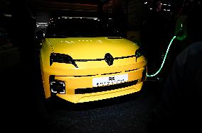 Motor Show - Electric car - Paris