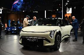 Motor Show - Electric car - Paris