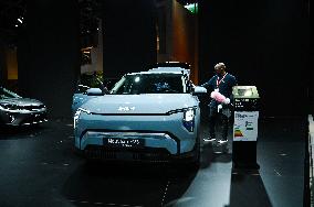 Motor Show - Electric car - Paris