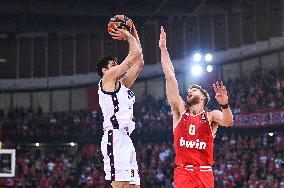 Olympiacos Piraeus v EA7 Emporio Armani Milan - Turkish Airlines EuroLeague