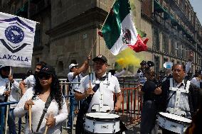 Daily Life In Mexico City