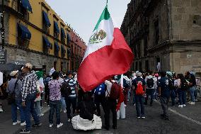 Daily Life In Mexico City