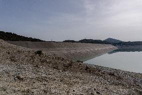 Drought In Mount Cotugno Lake