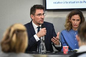 Press conference on detention of Paul Watson in Paris FA