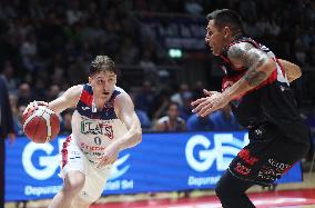 BASKET - Serie A2 - Fortitudo Bologna vs Sella Cento