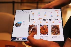 Huawei Treple Foldable Phone Mate XT