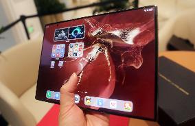 Huawei Treple Foldable Phone Mate XT