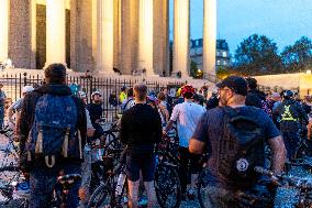 Rally In Tribute To The Killed Cyclist - Paris