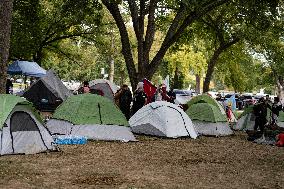 Indian Tribe Camp On The National Mall In Washington DC  One Protesters Was Arrested  For Assault On A Office .