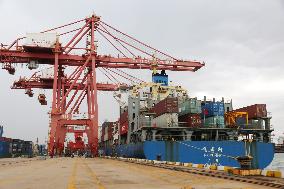 Lianyungang Port Cargo Throughput Growth