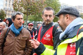 Several Hundred CGT Activists Outside the Paris Motor Show