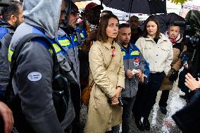 Several Hundred CGT Activists Outside the Paris Motor Show