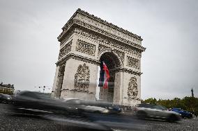 The Arc de Triomphe in Paris FA