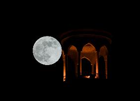 Super Moon Rise Over Doha City